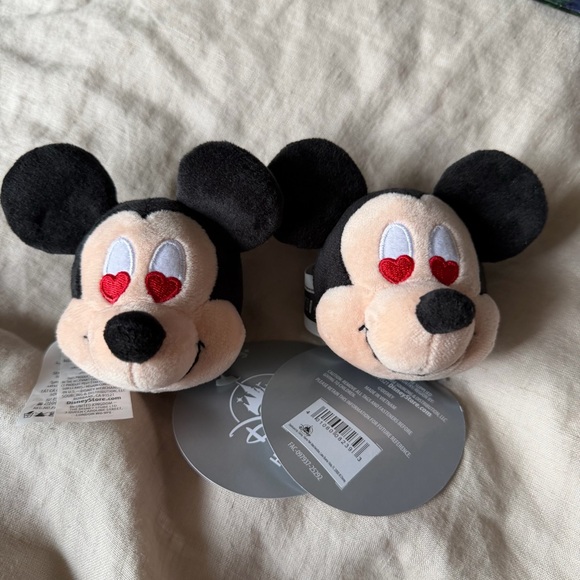 Mickey Mouse Heart Eyes Headband Plush NWT - Picture 6 of 7